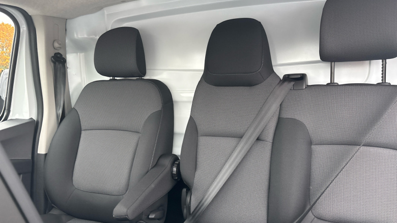 Nissan Primastar 30 L1 Diesel 2.0 dCi 110ps H1 Acenta Van